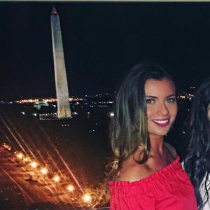 Meet your Posher, Julie